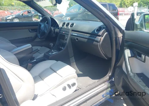 2005 Audi S4 z USA, uszkodzony, nr VIN WUARL48H35K902107